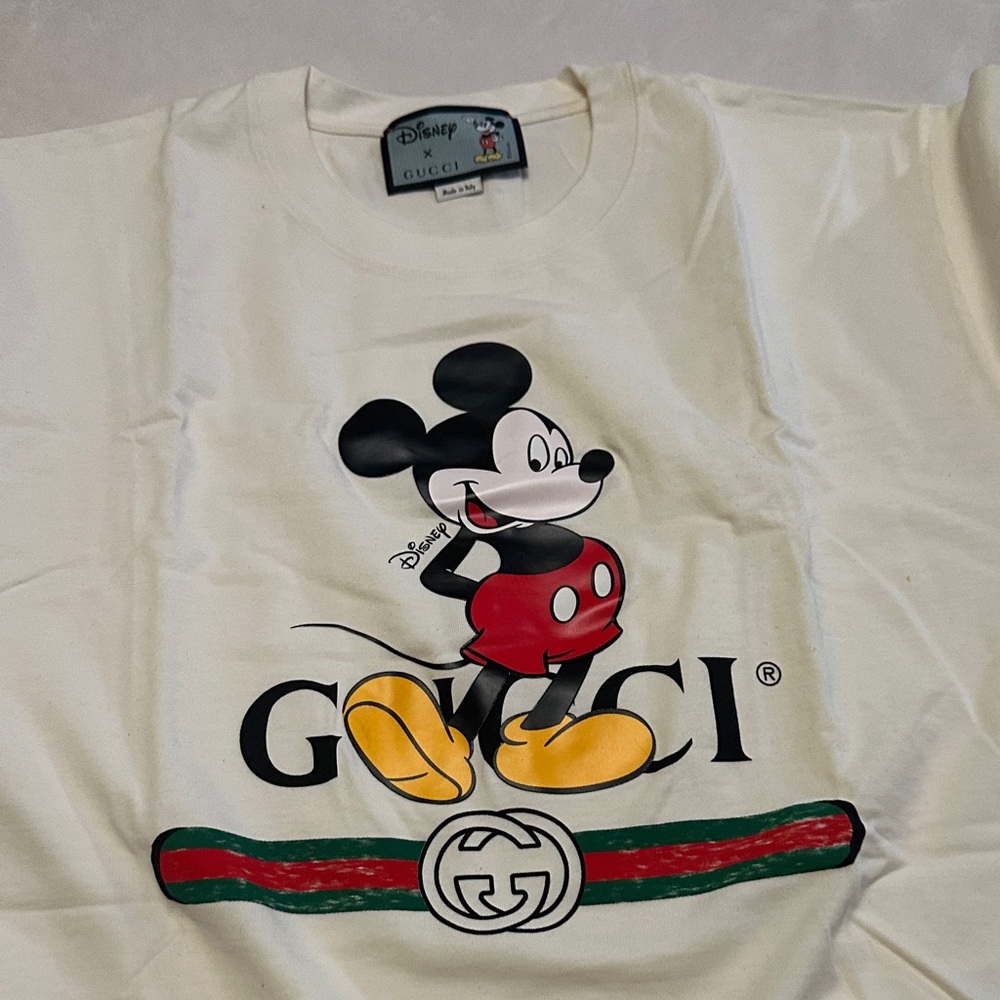 Gucci Cream T-Shirt with Mickey Mouse
